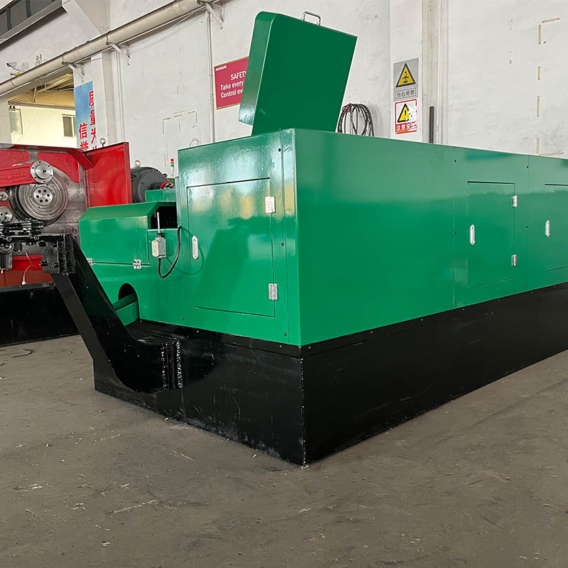 Nola iraultzen du estazio anitzeko goiburu hotzeko makinak finkagailuen ekoizpen modernoa?