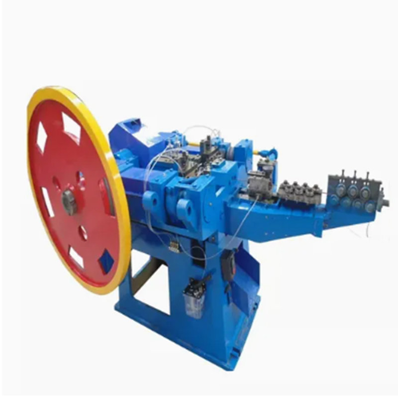 Zarata gutxiko eta abiadura handiko iltzeak egiteko makina